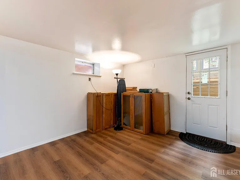 22 Foley Ave — Photo 22