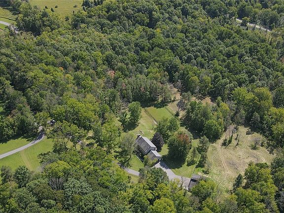 3rd image of 3710 Esty Rd