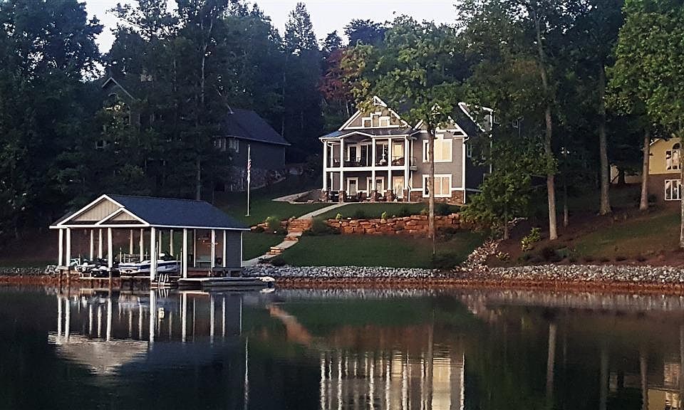 1st image of 287 Baywood Dr