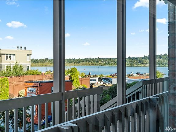 5th image of 4050 Westlake Sammamish Pkwy NE #306
