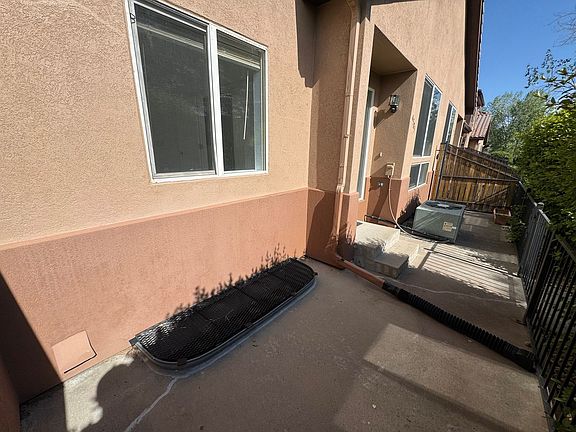 3rd image of 4505 S Auckland Ct