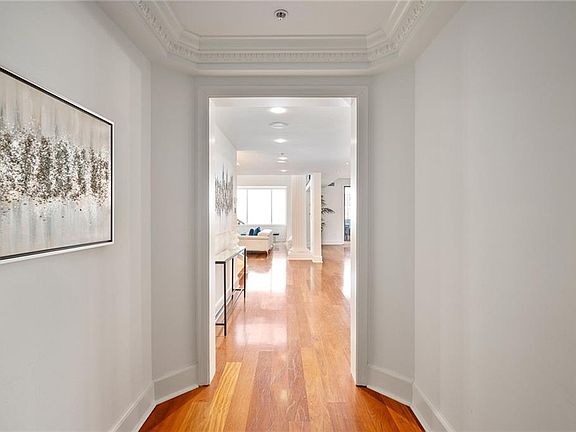 4th image of 75 14th St NE Unit 4820