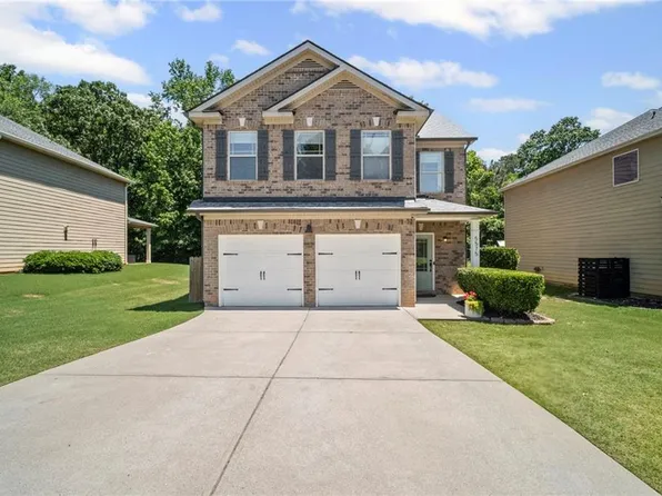 5575 Hedge Brook Dr, Cumming, GA 30028