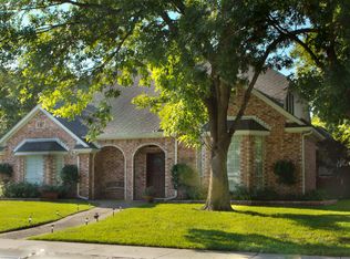 2702 Quail Ridge Dr, Carrollton, TX 75006