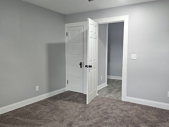 4th image of 228 1/2 N Main St