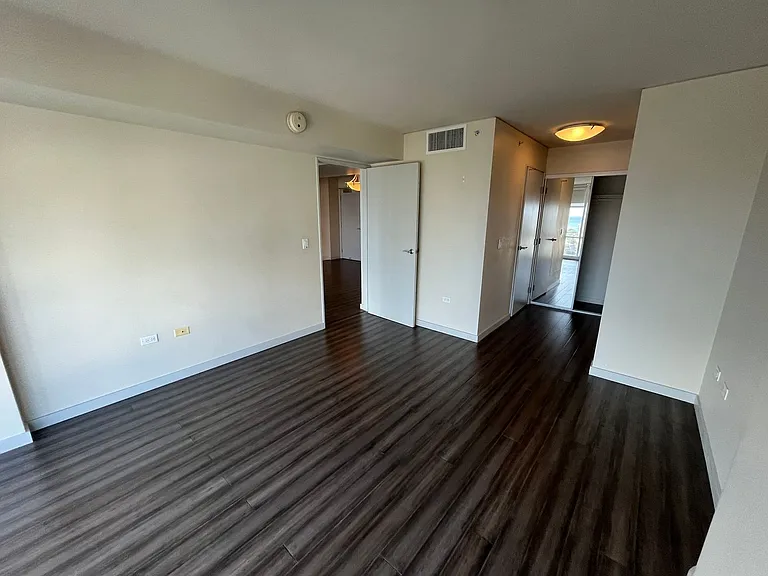 1296 Kapiolani Blvd #2004E — Photo 15
