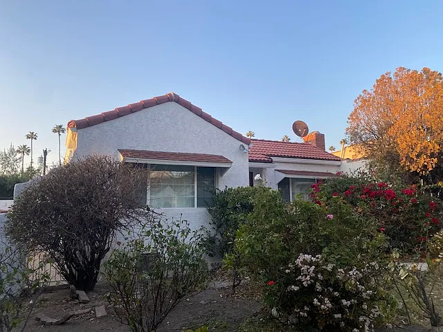 1327 Allen Ave — Photo 9