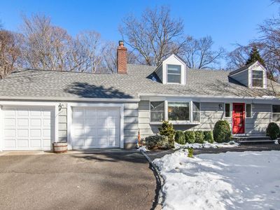 63 Cedar Street, Stony Brook, NY, 11790