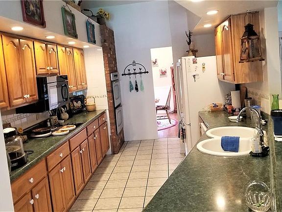 2nd image of 39943 Otis Allen Rd