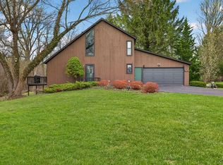 4425 Belleflower Cir, Syracuse, NY 13215