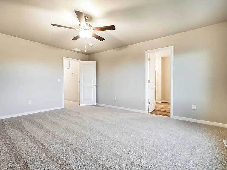 2150 Christina St — Photo 12