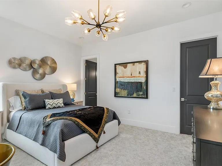 9474 Melody Cir — Photo 27