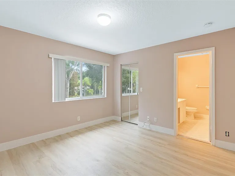 1186 SW 44th Ave #1186 — Photo 12