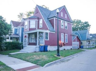 821 Fairmount St SE, Grand Rapids, MI 49506