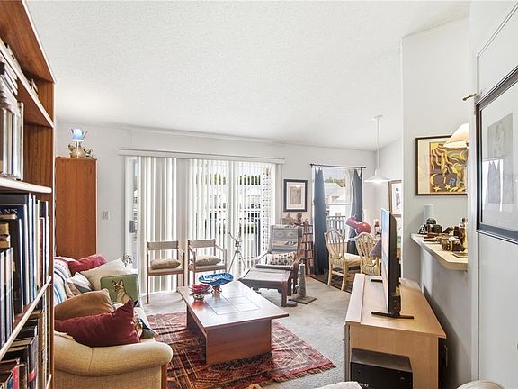 3rd image of 2508 WOODGATE BOULEVARD #206