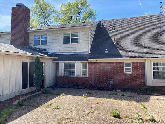 5th image of 6839 E 52nd St
