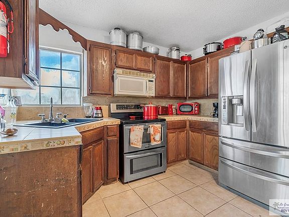 5th image of 3821 Rey Fausto Dr