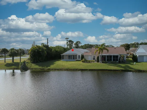 489 NW Casanova Circle, Port St Lucie, FL 34986