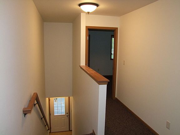 5th image of 224 9th Ave APT 4