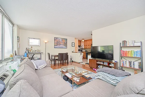 Rented by Living New York | media 23