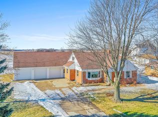 2557 Saint Kilian Rd, New Franken, WI 54229