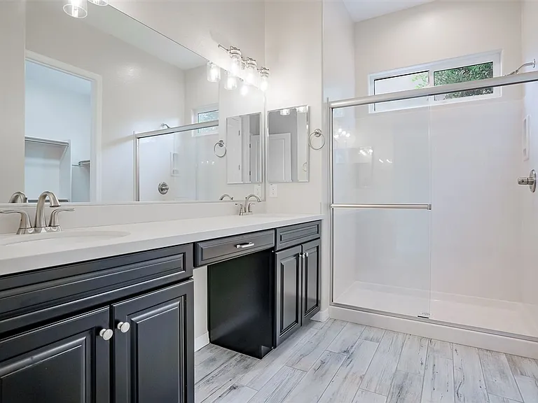 6881 Claret Dr — Photo 14