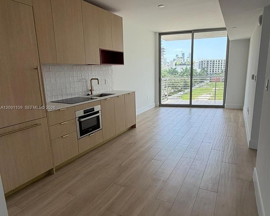 1st image of 90 NE 32nd St #427