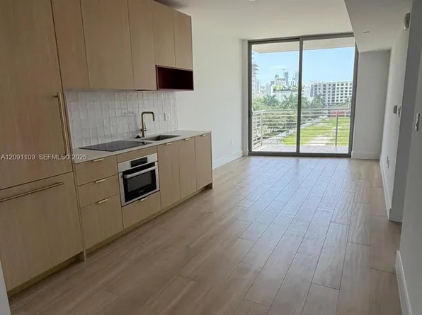 90 NE 32nd St #427, Miami, FL 33127