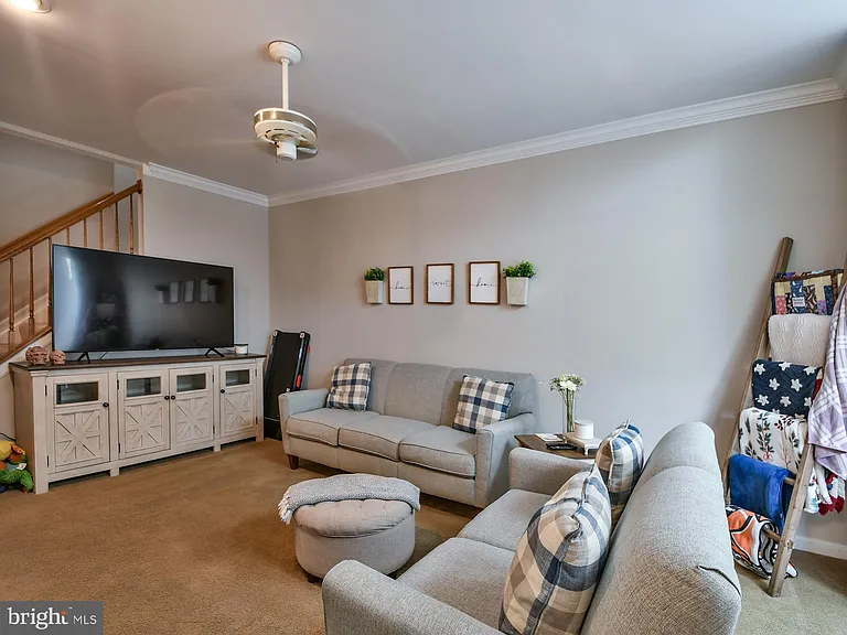 5807 Ivy League Dr — Photo 9