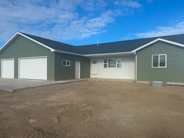 15 Libra Ln, Great Falls, MT 59404
