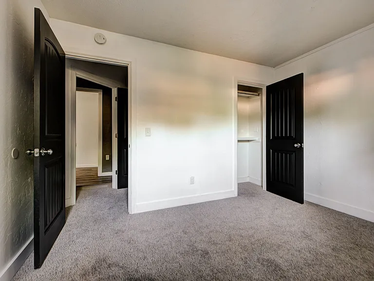 1222 Camden Way — Photo 9