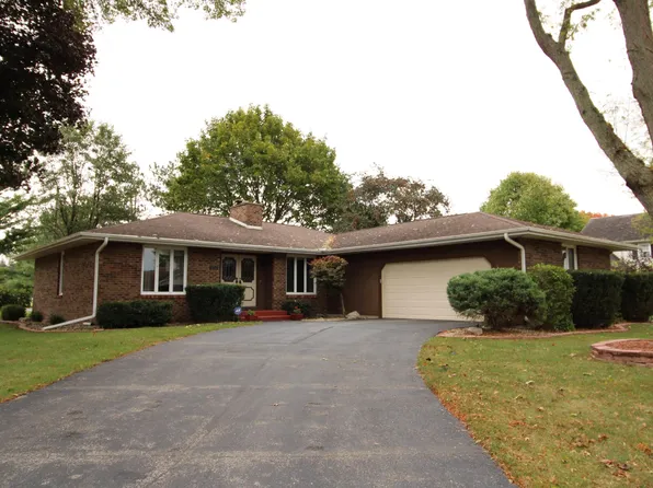 604 S Stewart St, Bremen, IN 46506