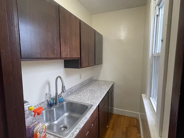 21 Whittlesey Ave #2 — Photo 13