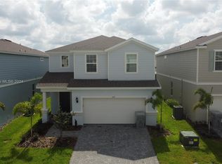 1817 Summer Dr, Davenport, FL 33897