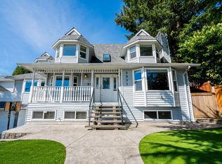 3933 Toronto St, Pt Coquitlam, BC V3B6M4