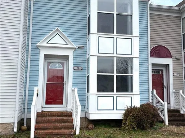 27 Melborne Pl, Hampton, VA 23669