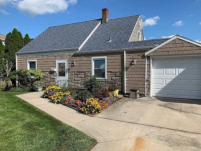 1st image of 31 Primrose Ln