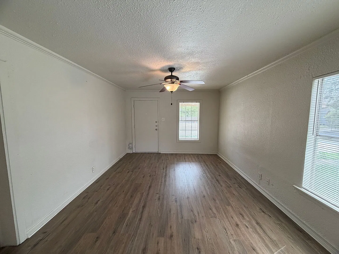 429 Verne St — Photo 3