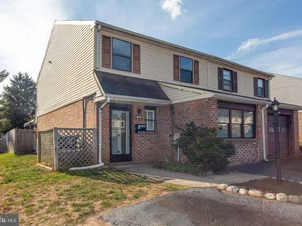 16 Orchard Ct, Royersford, PA 19468