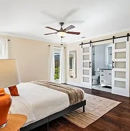 3 bed, 2045 sqft, $5,199 — Photo 3