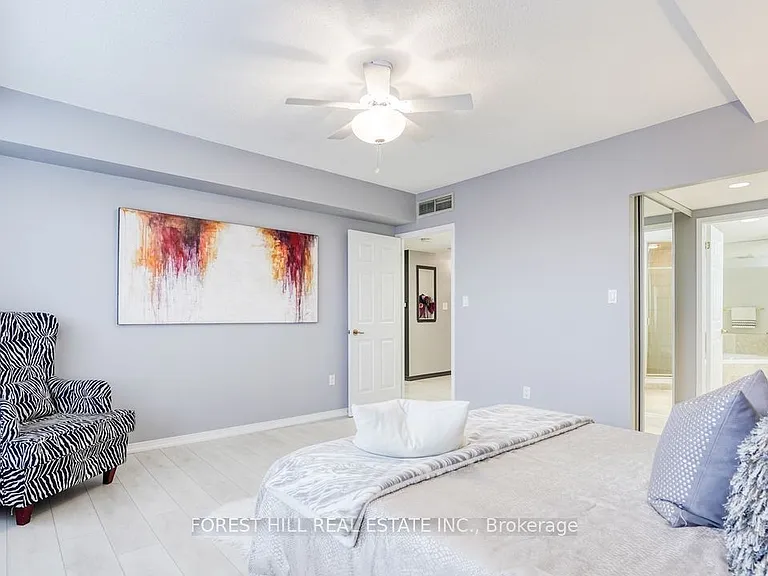 1818 Bayview Ave #704 — Photo 22