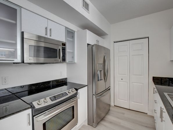 700 E Boynton Beach Blvd Unit 403