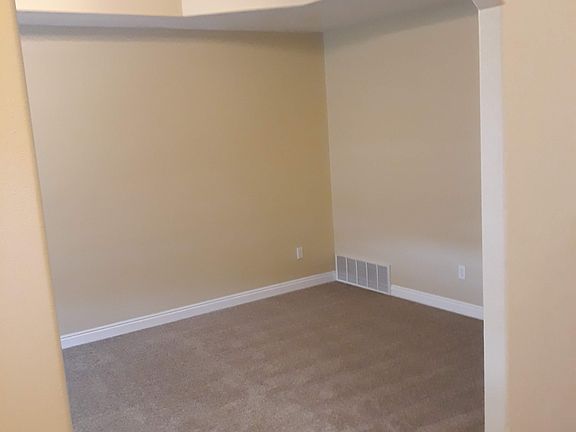 3rd image of 2342 W 1775th St N