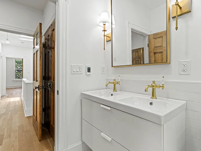 25 Quincy Pl NW — Photo 18