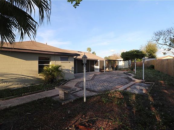 3rd image of 336 Lariat Ln