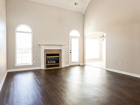 2nd image of 6069 Asbury Pl