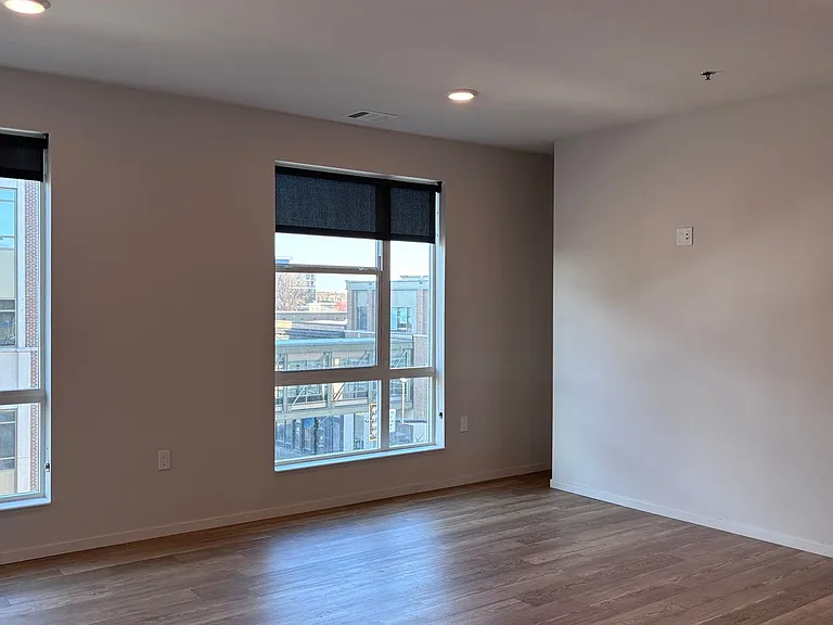 323 Demers Ave — Photo 9