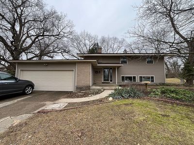 5090 Natchez Ct NE, Rockford, MI, 49341