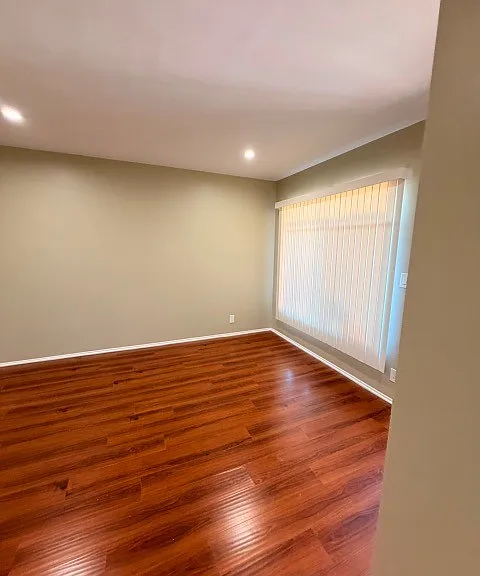 17620 Burbank Blvd #9 — Photo 4