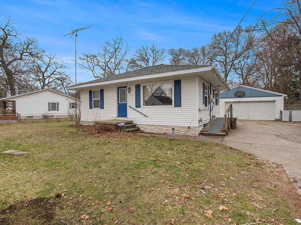 173 Vista Ter, Muskegon, MI 49442 Zillow